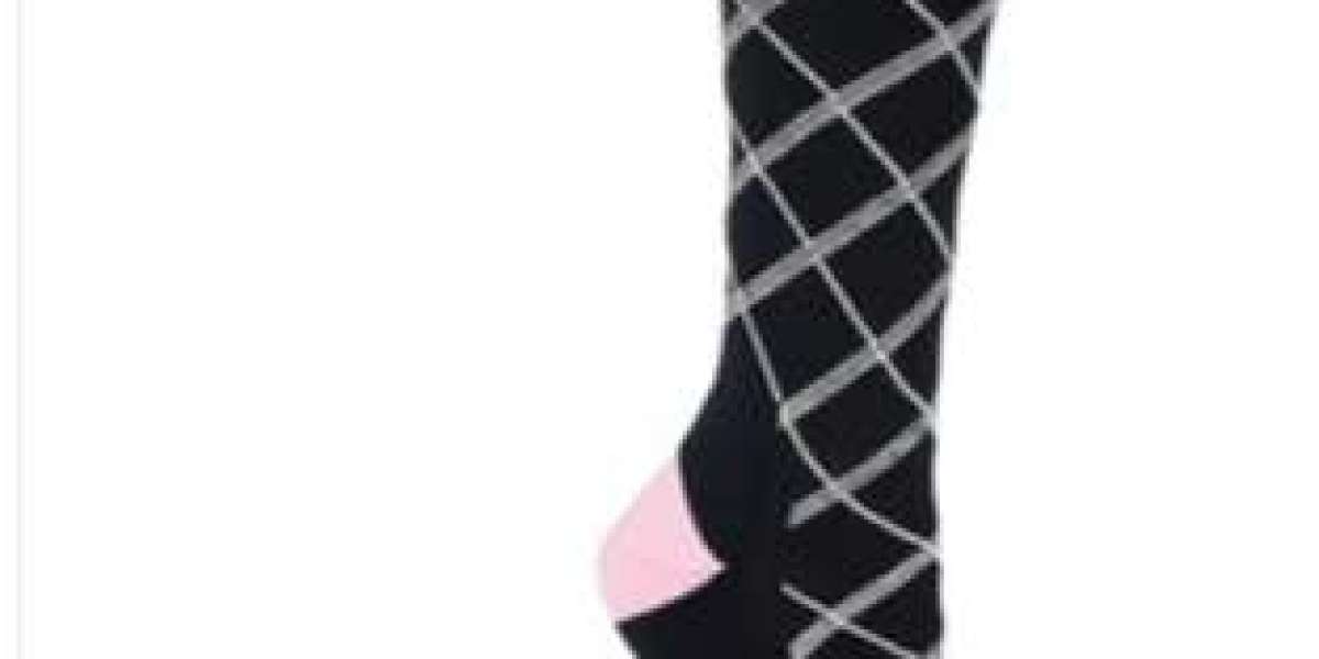 Boot Socks for Women: A Winter Style Staple