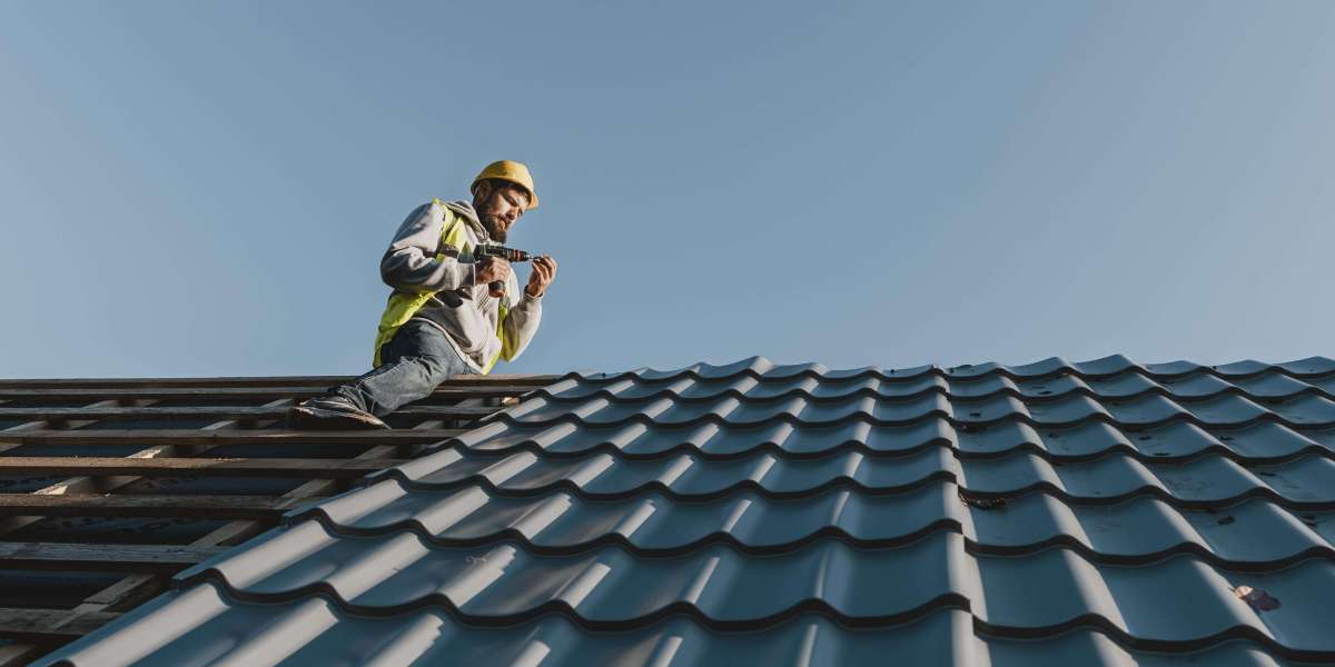 Roof Replacement Service Seattle: Enhance Your Home with NorthWest Premium Home